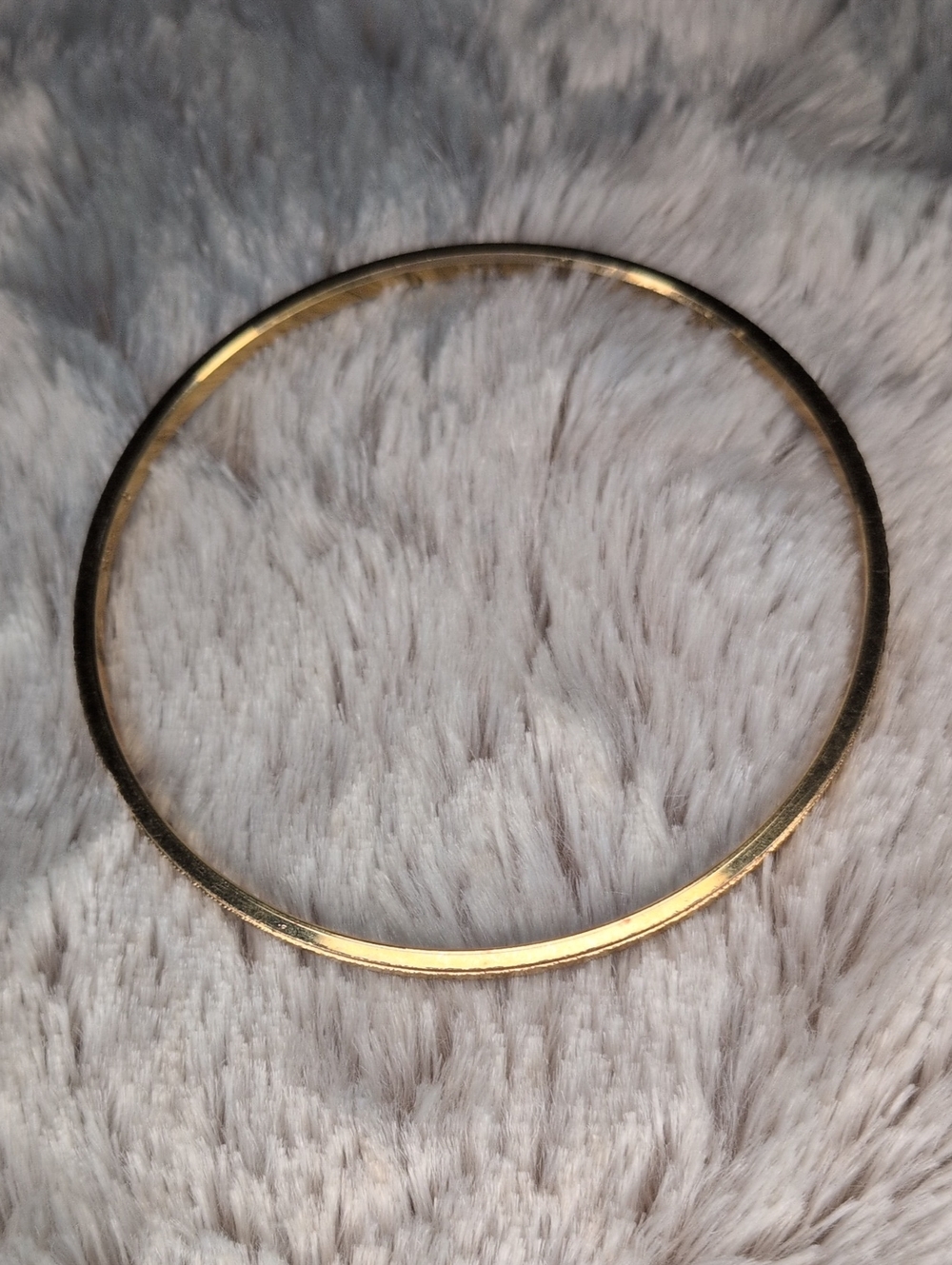 Vintage Crown TRIFARI Gold Tone Diamond Cut Textured Slip On Bangle Small